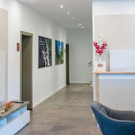 Chihuahua's Oetscher Apartment, But People Are Also Very Welcome In Our Eco-friendly Resort! *