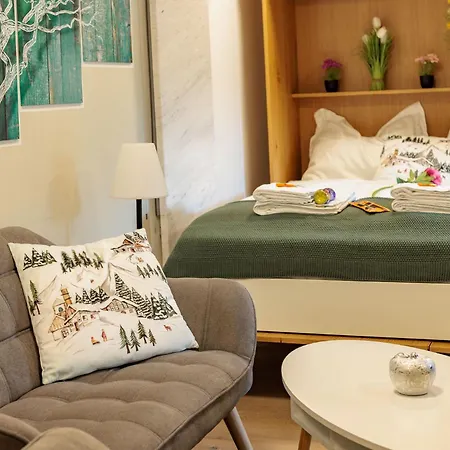 Chihuahua's Oetscher Apartment, But People Are Also Very Welcome In Our Eco-friendly Resort! Apartamento