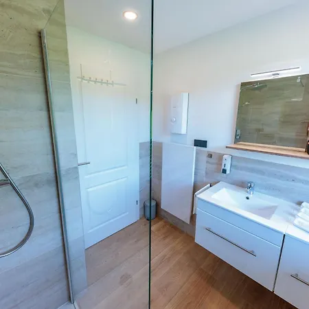 Chihuahua's Oetscher Apartment, But People Are Also Very Welcome In Our Eco-friendly Resort! Apartamento